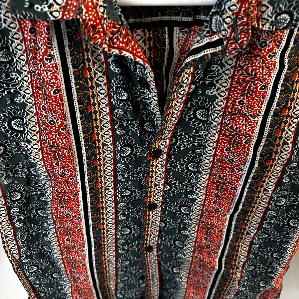 Pacsun size small button down shirt - Picture 2 of 4